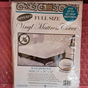 Better Home Full Size Vinyl Mattress Cover